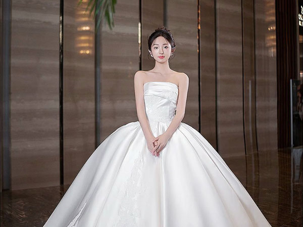 福州婚紗定做|福州VLSTUDIO-MAKEUP